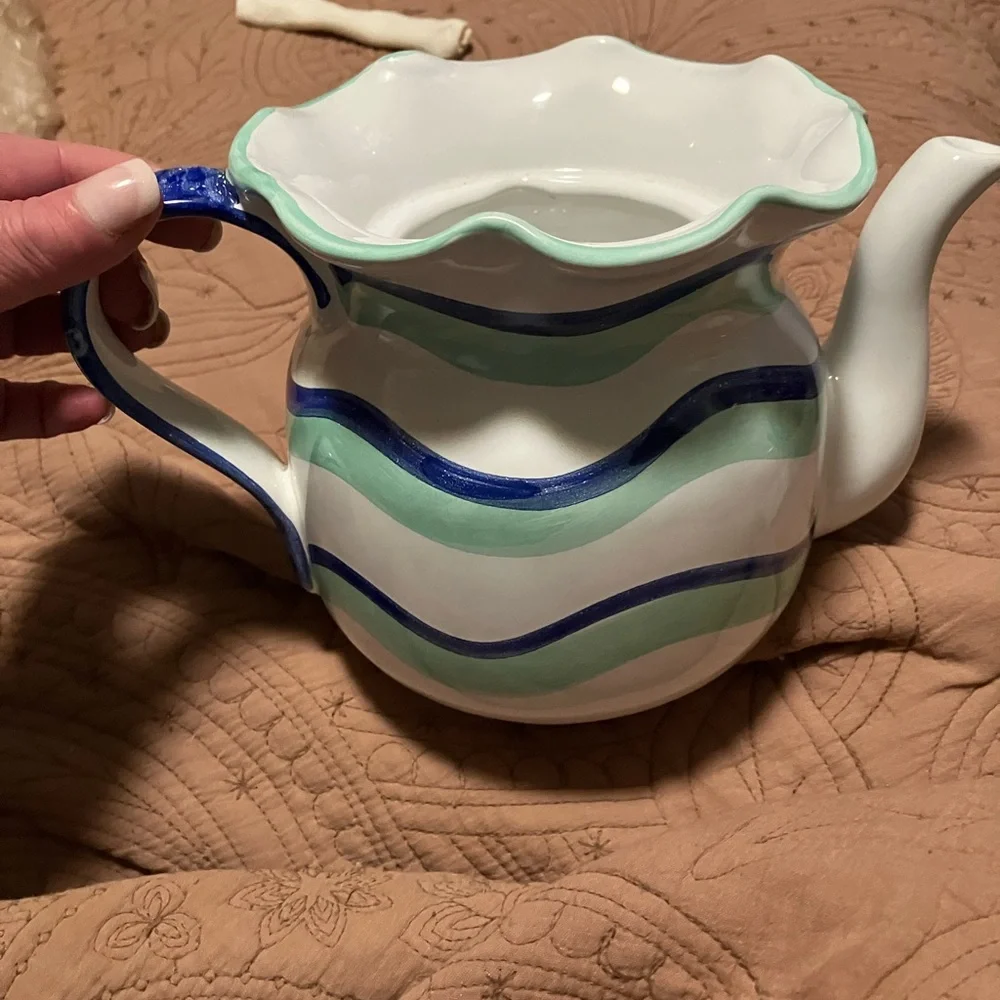 Vietra Italian Handmade Teapot